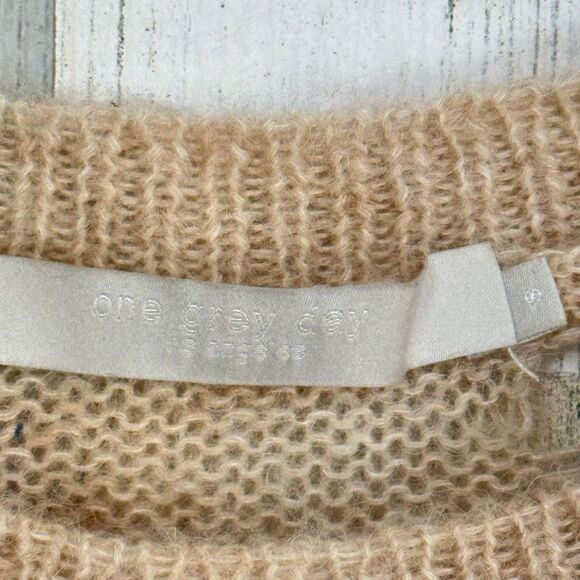 One Grey Day Pull Over Sweater size Small - Picture 5 of 11